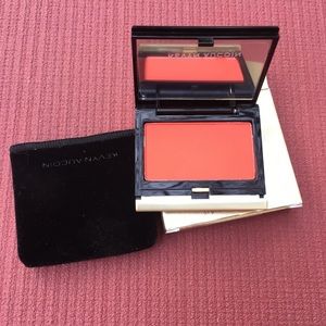 Kevyn Aucoin Pure Powder Glow in Fira